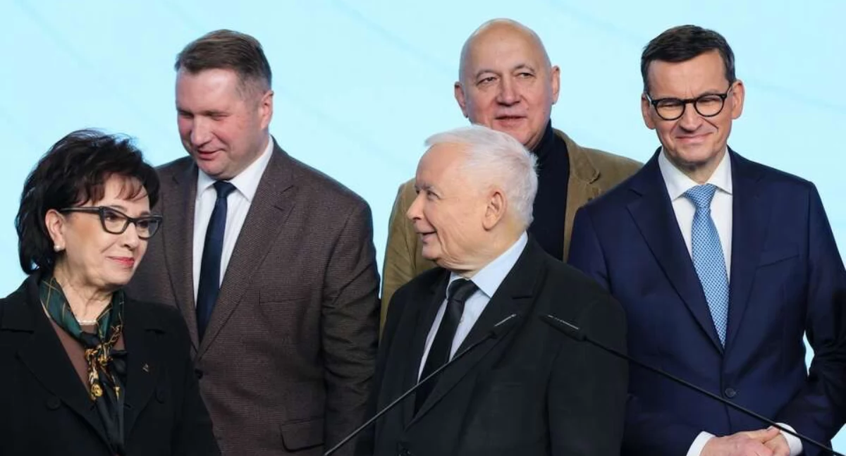 PiS rozważa różne scenariusze wobec rządu