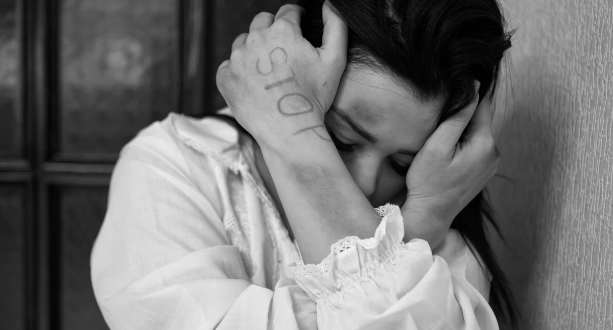 Sprzedana przez własną matkę. Dramat 14-latki 