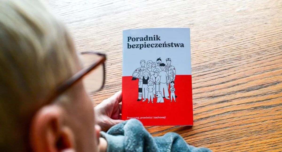 ALARM! Oszuści pukają do drzwi Polaków
