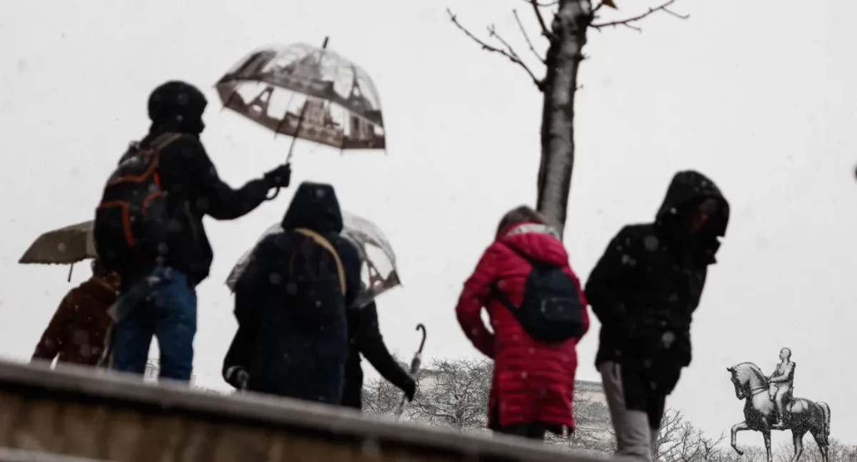 Potężny orkan uderzył we Francję. Jedna osoba nie żyje, 850 tys. domów bez prądu