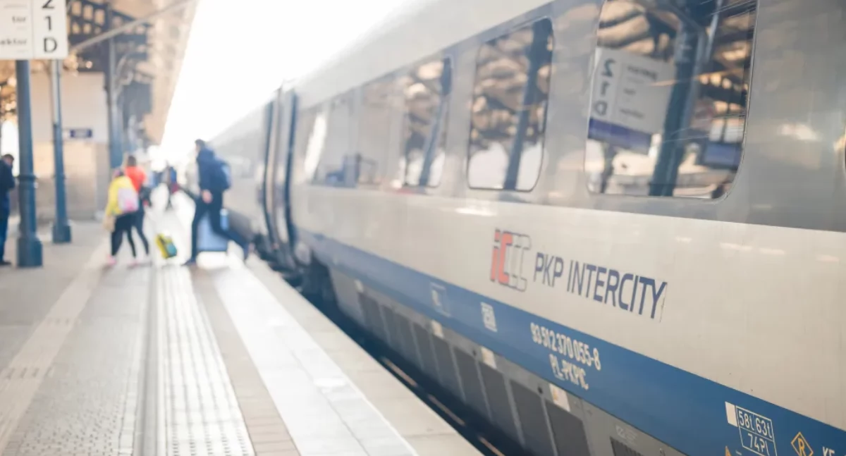 Polacy wybierają pociąg? 