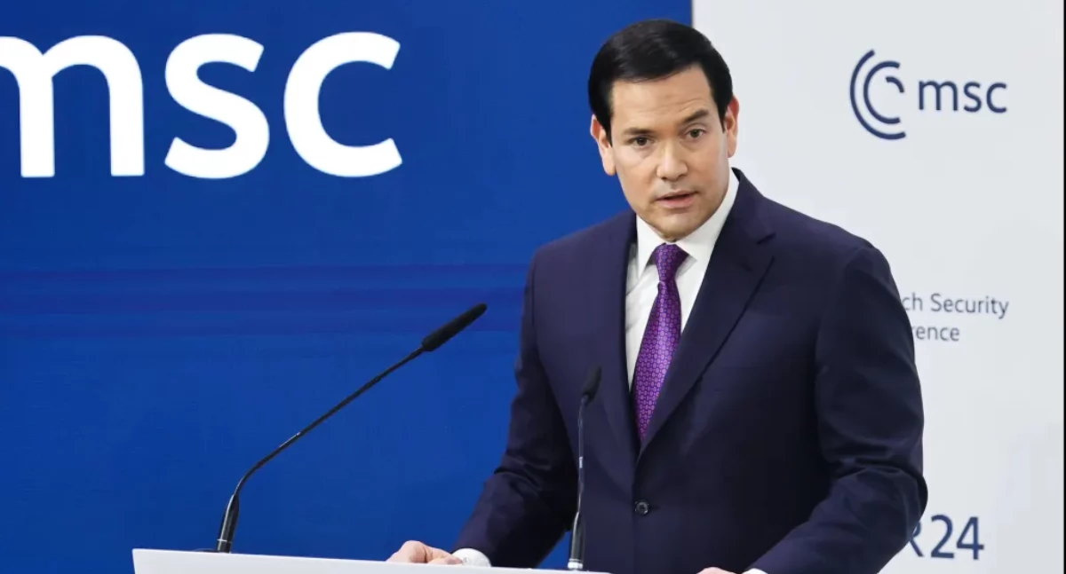 Rubio: Ameryka za Europą! W Monachium owacja na stojąco!