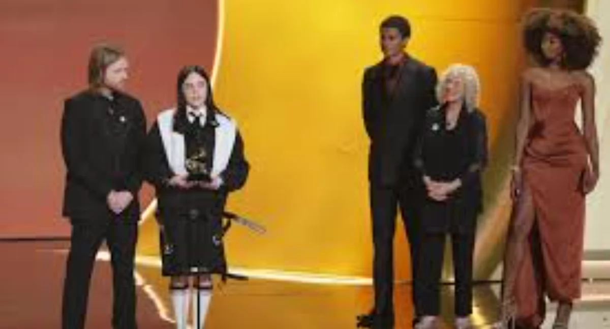 Wiara, łzy i triumf. Niezapomniany moment Jelly Rolla na Grammy 2026