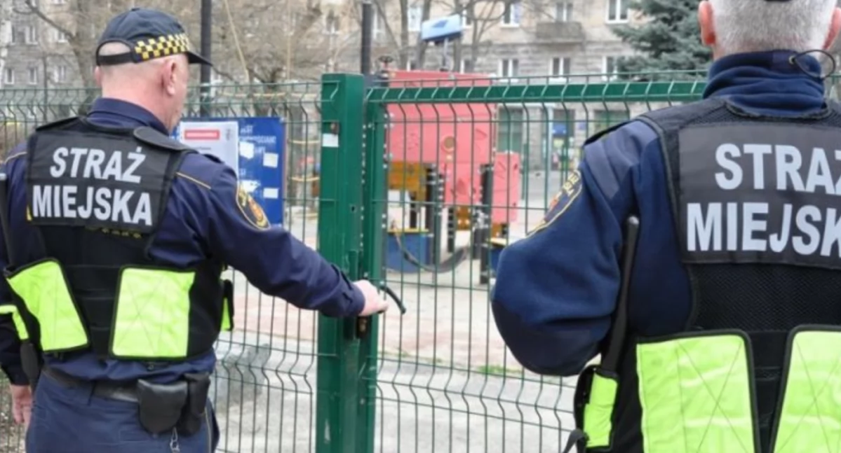 Bezdomna matka z roztrzęsioną córeczką otrzymały pomoc na czas
