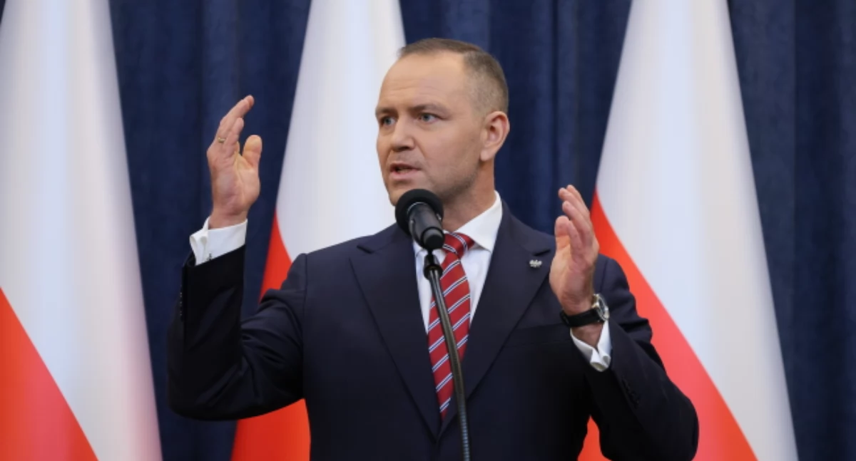 Premier, szef MON i prezes NBP u prezydenta