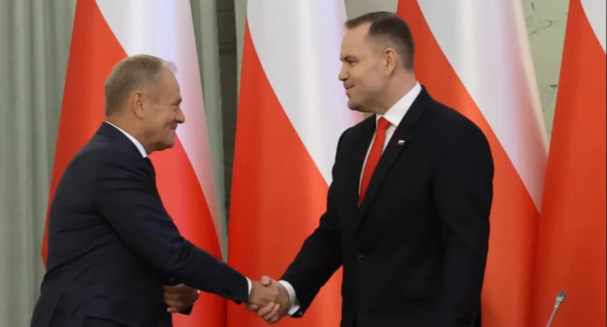 Kto cieszy się największym zaufaniem Polaków, a kto budzi nieufność? Najnowszy ranking CBOS zaskakuje