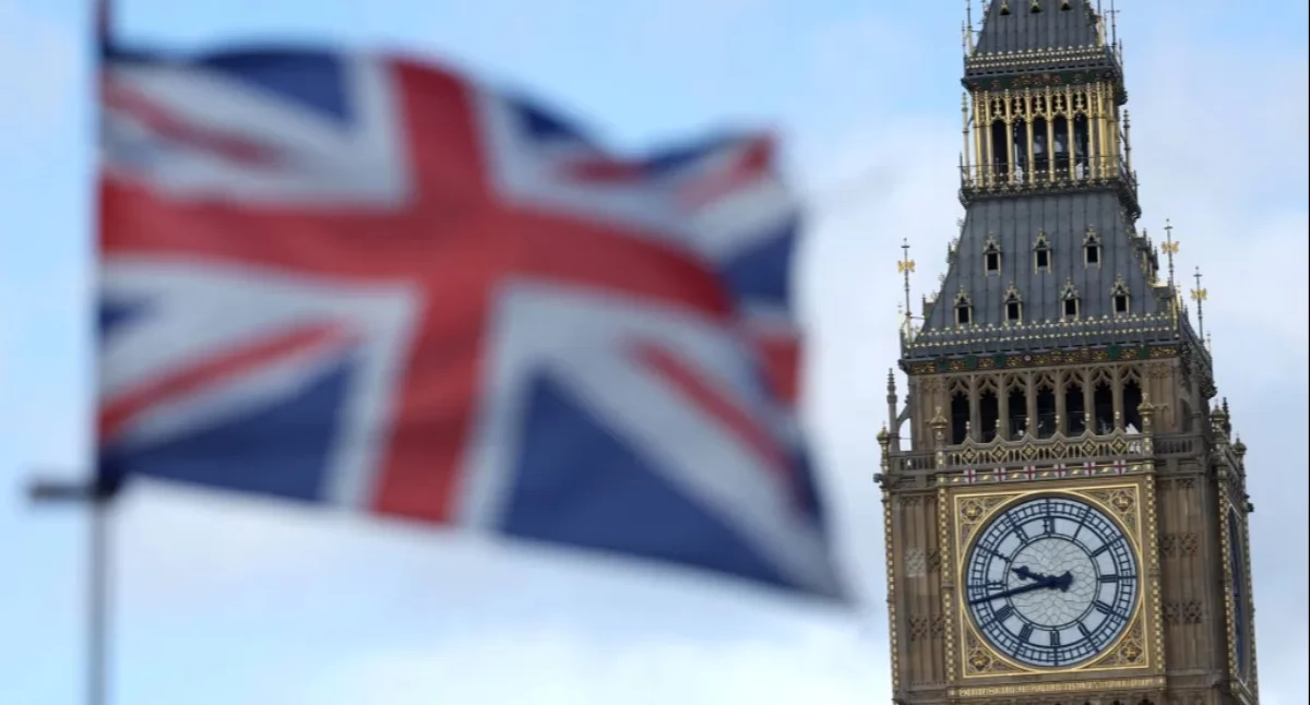 Droga do stałego pobytu w UK podwójnie dłuższa? Polacy i inni migranci w niepewności