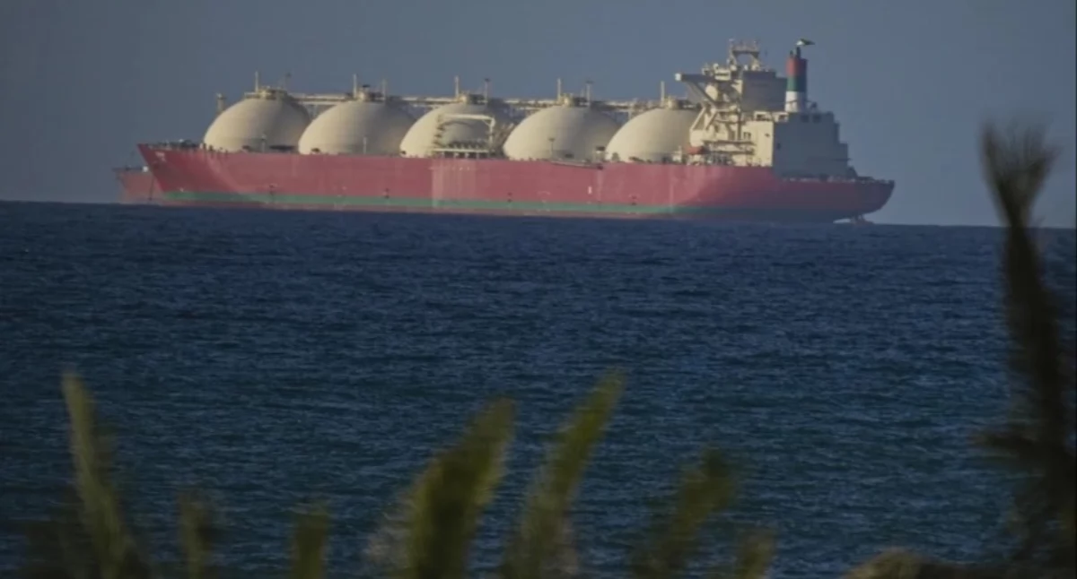 Iran balansuje nad Ormuz: taktyczna pauza zamiast eskalacji
