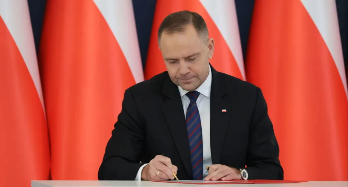 Jest podpis. Ale wokół nominacji ABW wciąż wrze