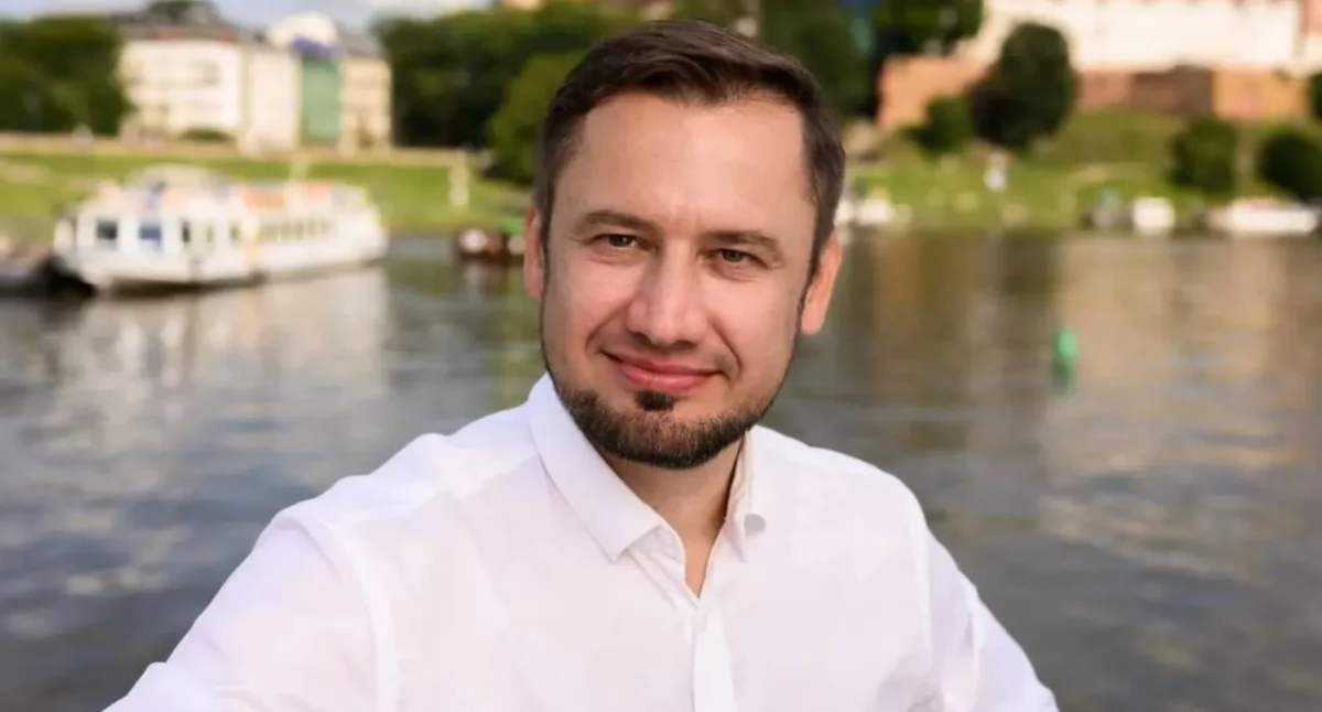 Dziesiątki tysięcy złotych nagród! Kontrowersje wokół władz Krakowa