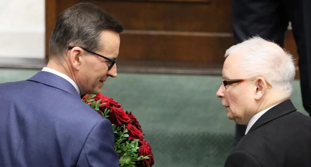 Karuzela polskiej polityki widoczna w sondażach
