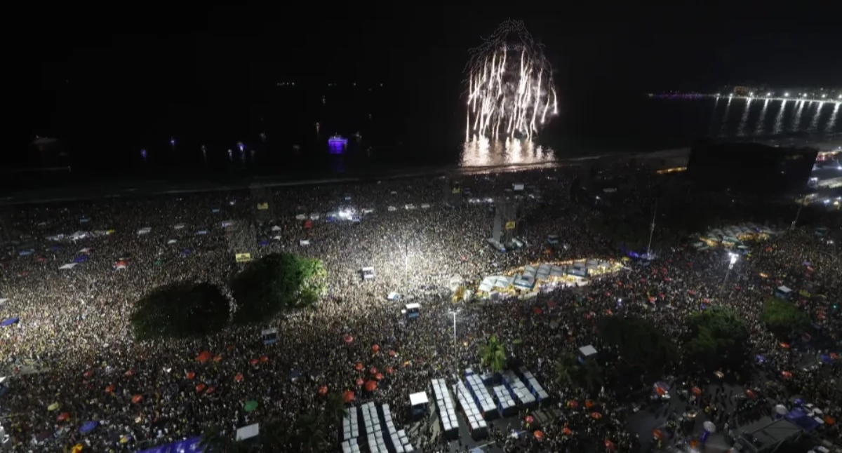 Shakira na plaży Copacabana. Darmowy koncert przyciągnął dwa miliony ludzi
