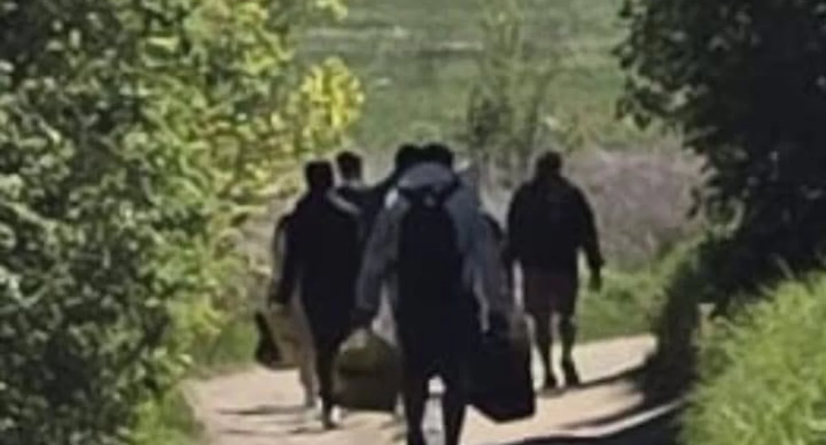 Przerzut migrantów przez granicę? Działacze Konfederacji alarmują