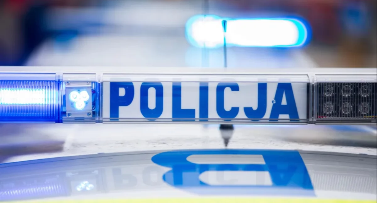 Szok pod Bartoszycami. Na polu znaleziono wojskowy obiekt z cyrylicą