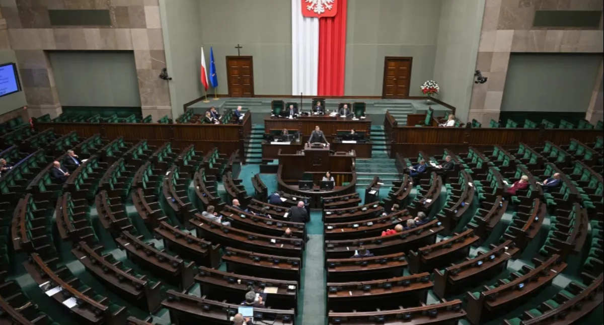 Sejm skierował projekty ustaw o kryptoaktywach do komisji. Trwa spór o nadzór nad rynkiem kryptowalut