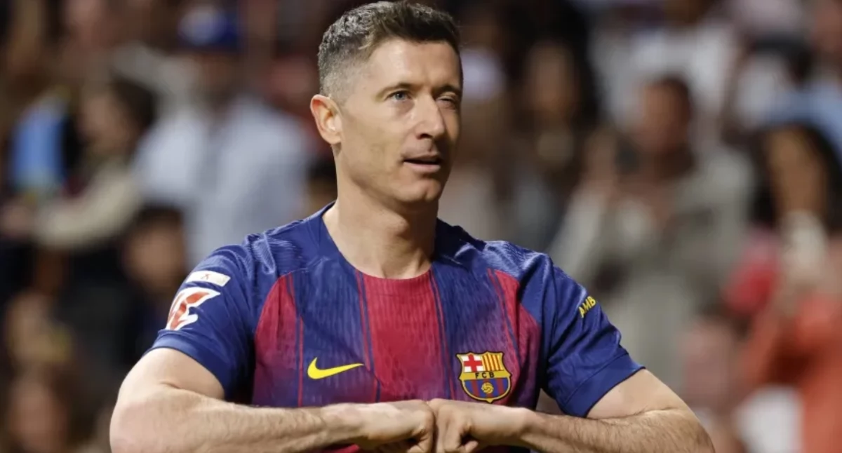 Koniec ery Lewandowskiego w Barcelonie. Kapitan kadry ogłosił odejście