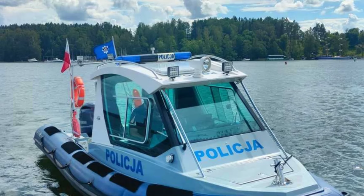 Więzienie za szarżę skuterem po jeziorze