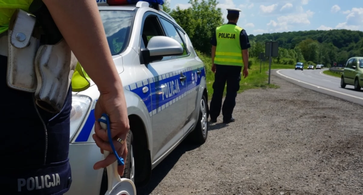 Sąd uchylił mandat, ale policja nie odpuszcza