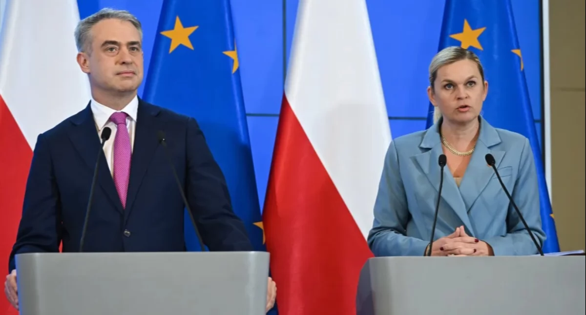 Rząd zaostrza walkę z nielegalnymi treściami w sieci