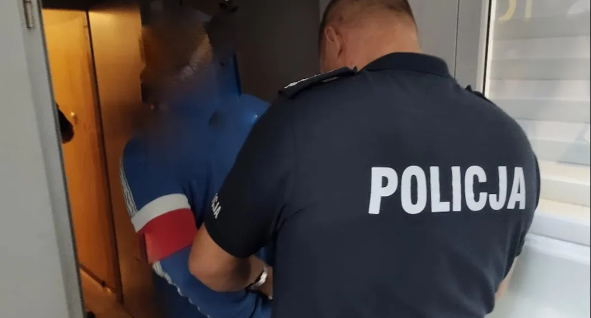 Zamówił kurs, a potem rozegrał koszmar. 75-letni taksówkarz nie miał szans