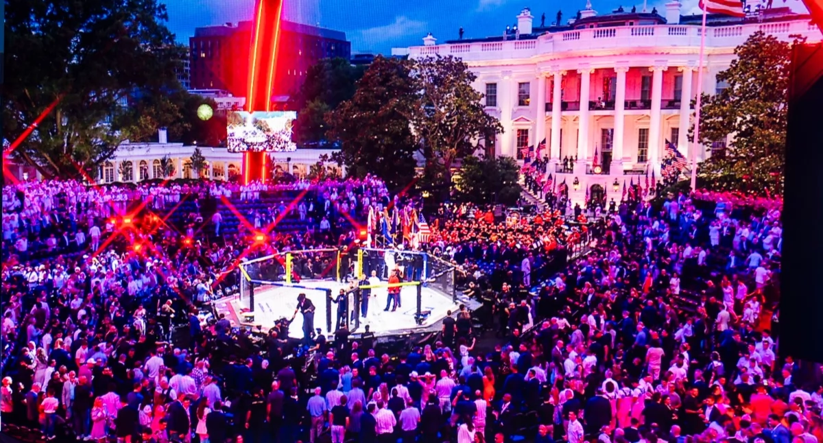 MMA, Biały Dom i tysiące widzów. Kto był wśród nich?