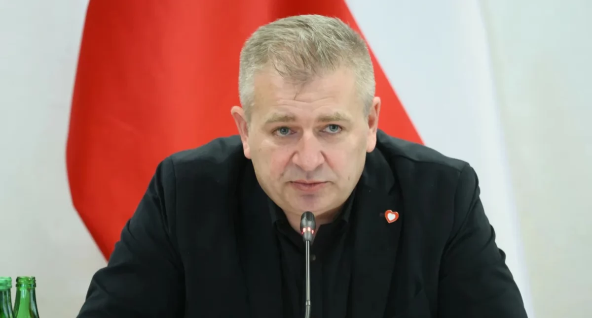 Zarobił 1,6 mln zł w rok. W KO narasta frustracja i wzajemne oskarżenia