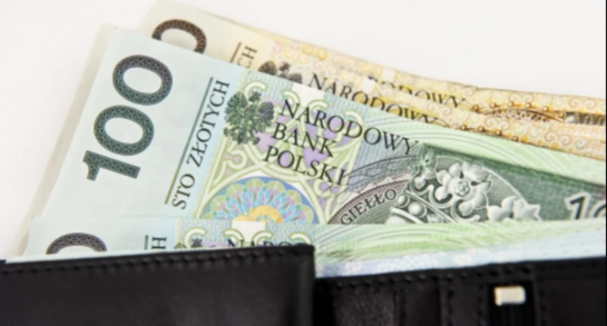Znowu systemowe podwyżki dla służby zdrowia. Skandal!