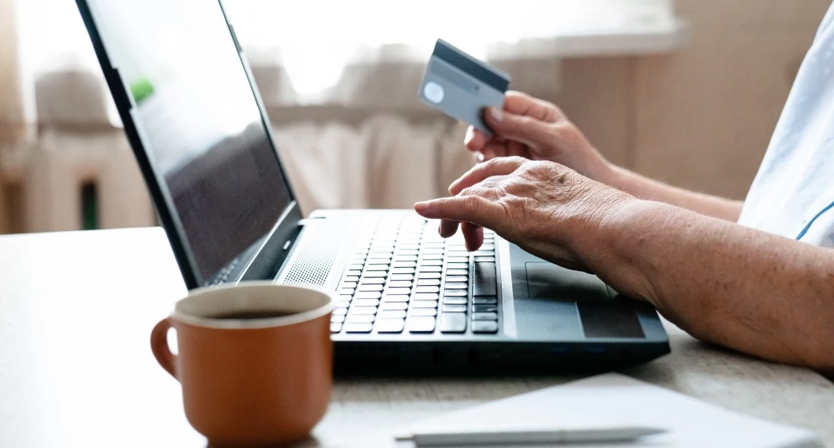 Koniec tanich zakupów z Temu i AliExpress. Od dziś obowiązują nowe opłaty