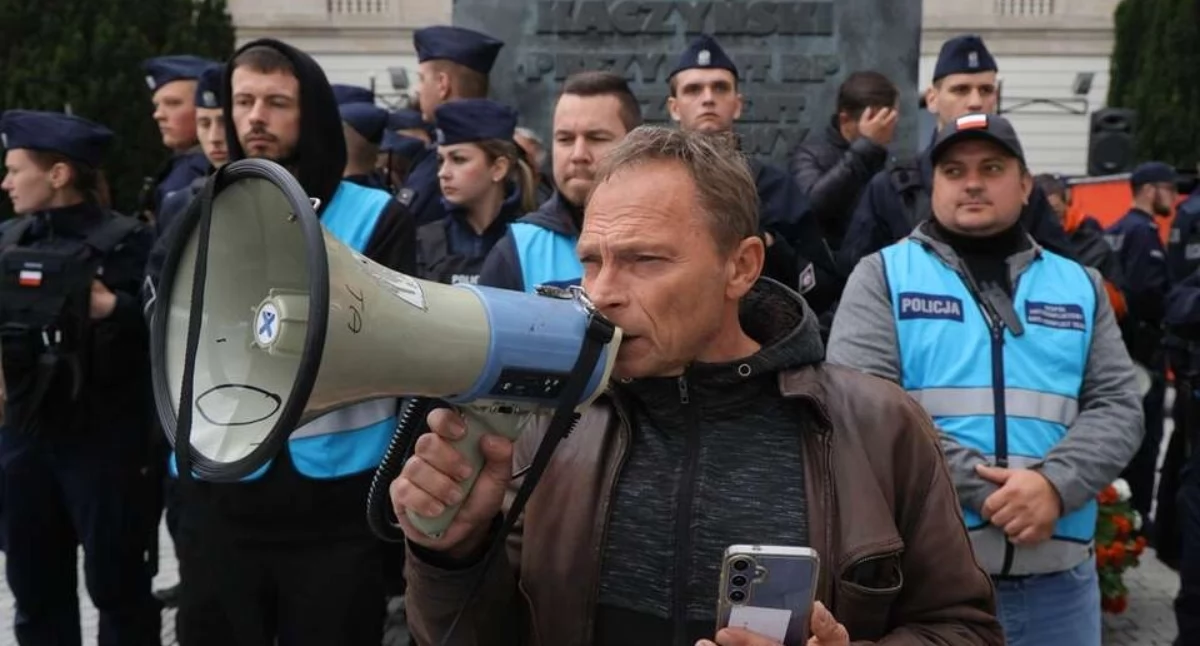 Jedno zdjęcie wystarczyło. Historyk odpowiada policji po miesięcznicy smoleńskiej