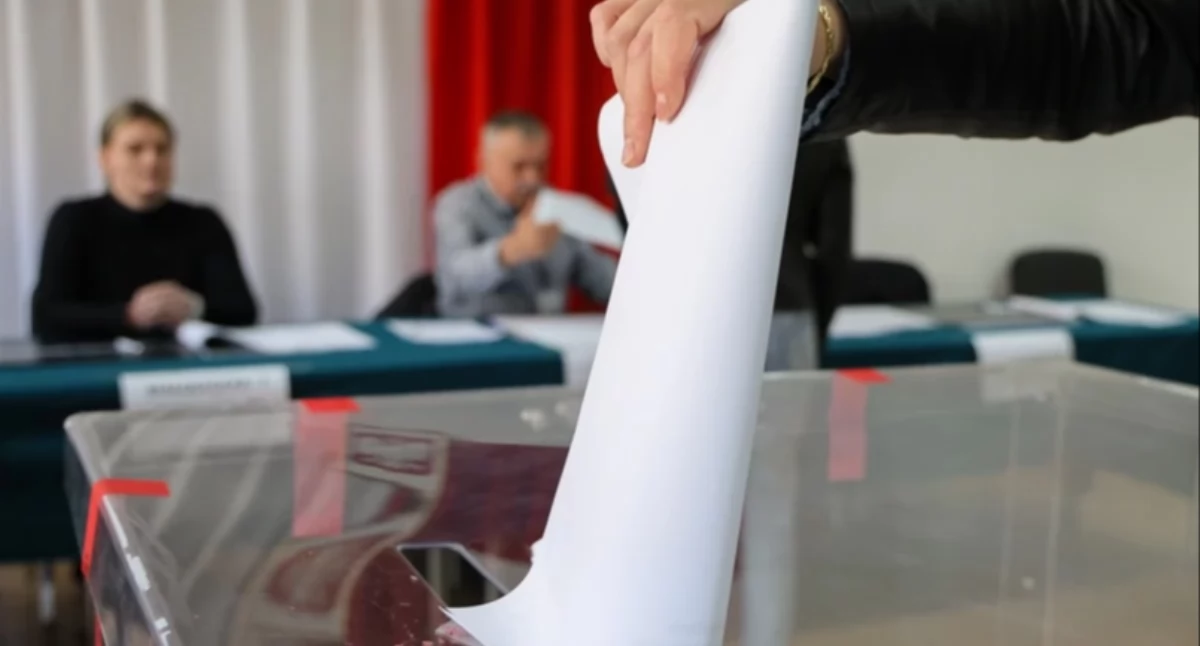Referendum razem z wyborami parlamentarnymi?  „10 Pytań do Obywatela”