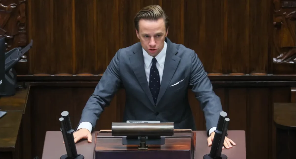 „Jeśli macie się rozejść, to się rozejdźcie”. Bosak uderza w PiS