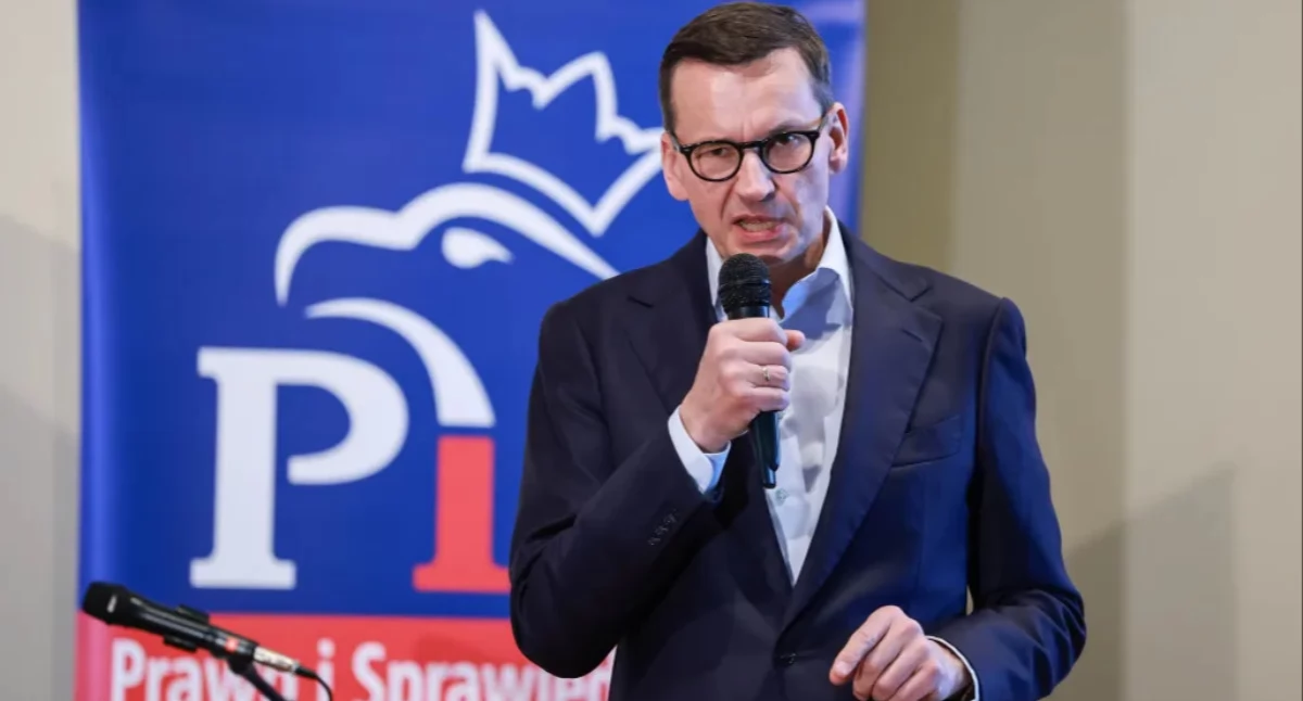 Morawiecki przerywa milczenie. „Tutaj jest moje miejsce”