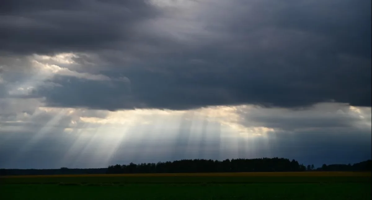 Niebezpieczna zmiana pogody nad Polską. IMGW ostrzega