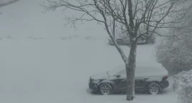 Nowe alerty przed śnieżycami i mrozem