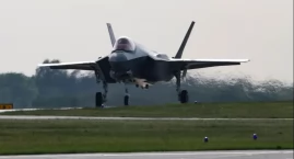 F-35 nad Polską. Uroczyste przeloty myśliwców w trze&hellip;