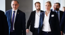 Jedni mówią o przejęciu władzy, inni wychodzą na uli&hellip;