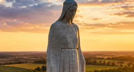 Już za chwilę odsłonią gigantyczną figurę Matki Boże&hellip;