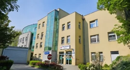 Miliony długu i pytania o układy. Co dzieje się w sz&hellip;