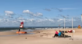 Silny wiatr nad Bałtykiem. Kąpieliska zamknięte