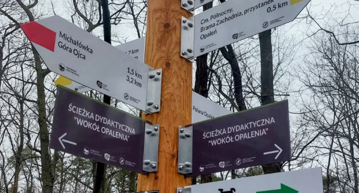 Kampinoski Park Narodowy z nowymi drogowskazami na szlakach