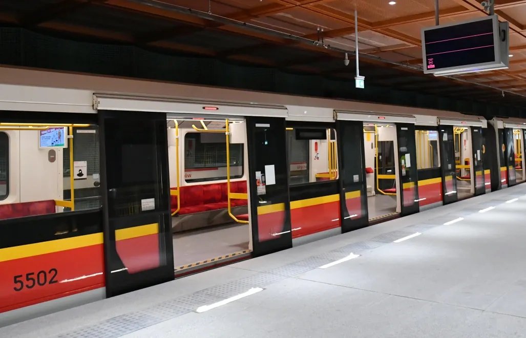 Eksperci zgodni: metro w Warszawie to transportowy sukces
