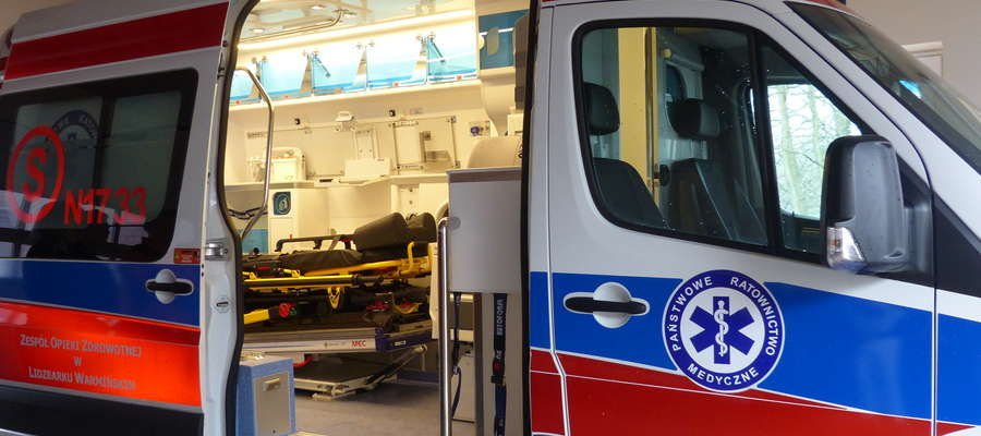 Tragiczny finał próby przemycenia narkotyków – 16-latek zmarł po połknięciu woreczków z mefedronem