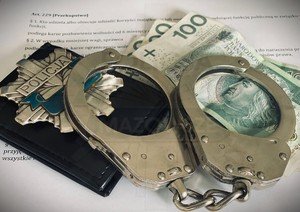  Pijany rowerzysta próbował przekupić policjantów. Został zatrzymany na gorącym uczynku