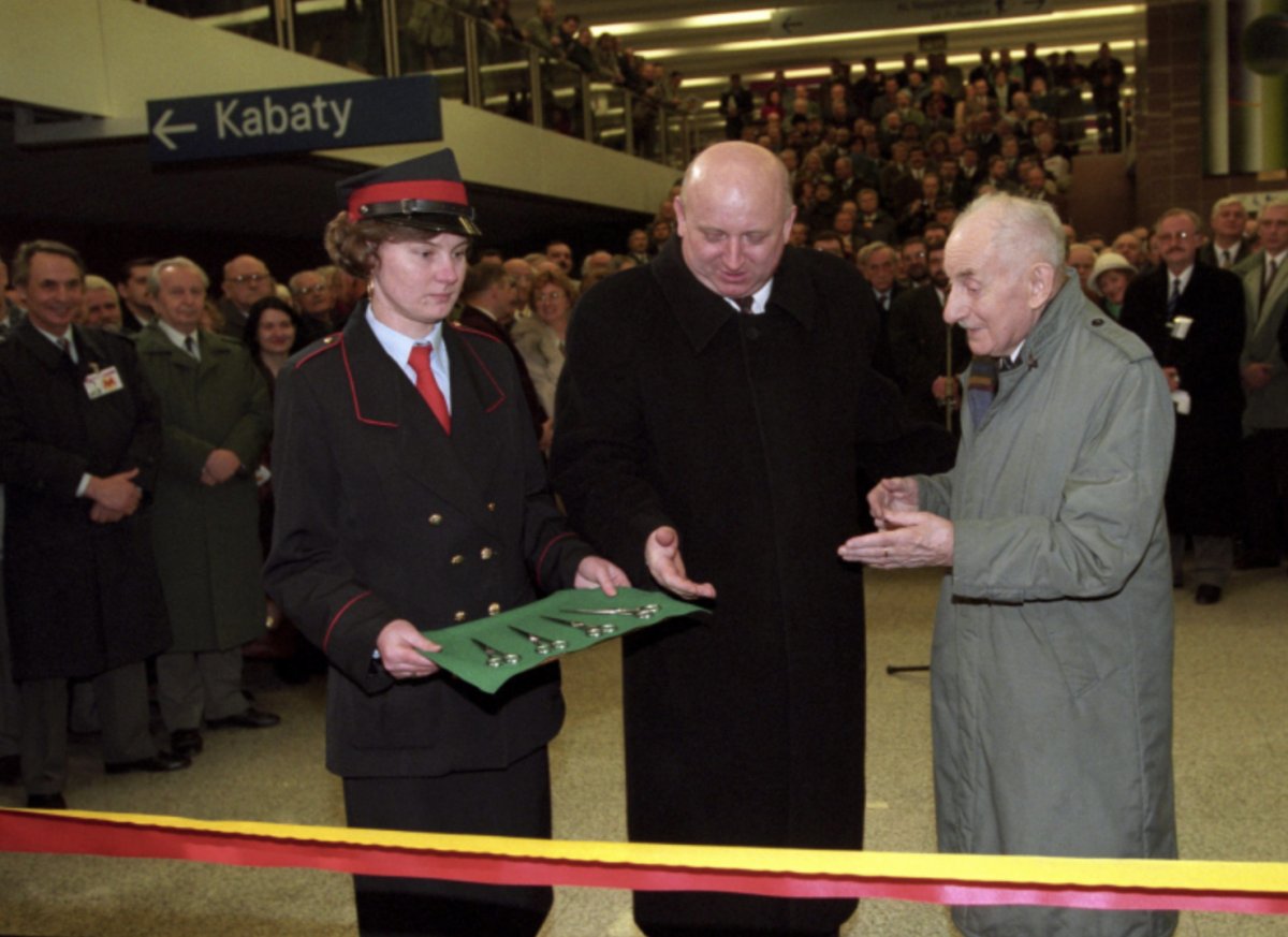 30 lat temu ruszyła I linia metra