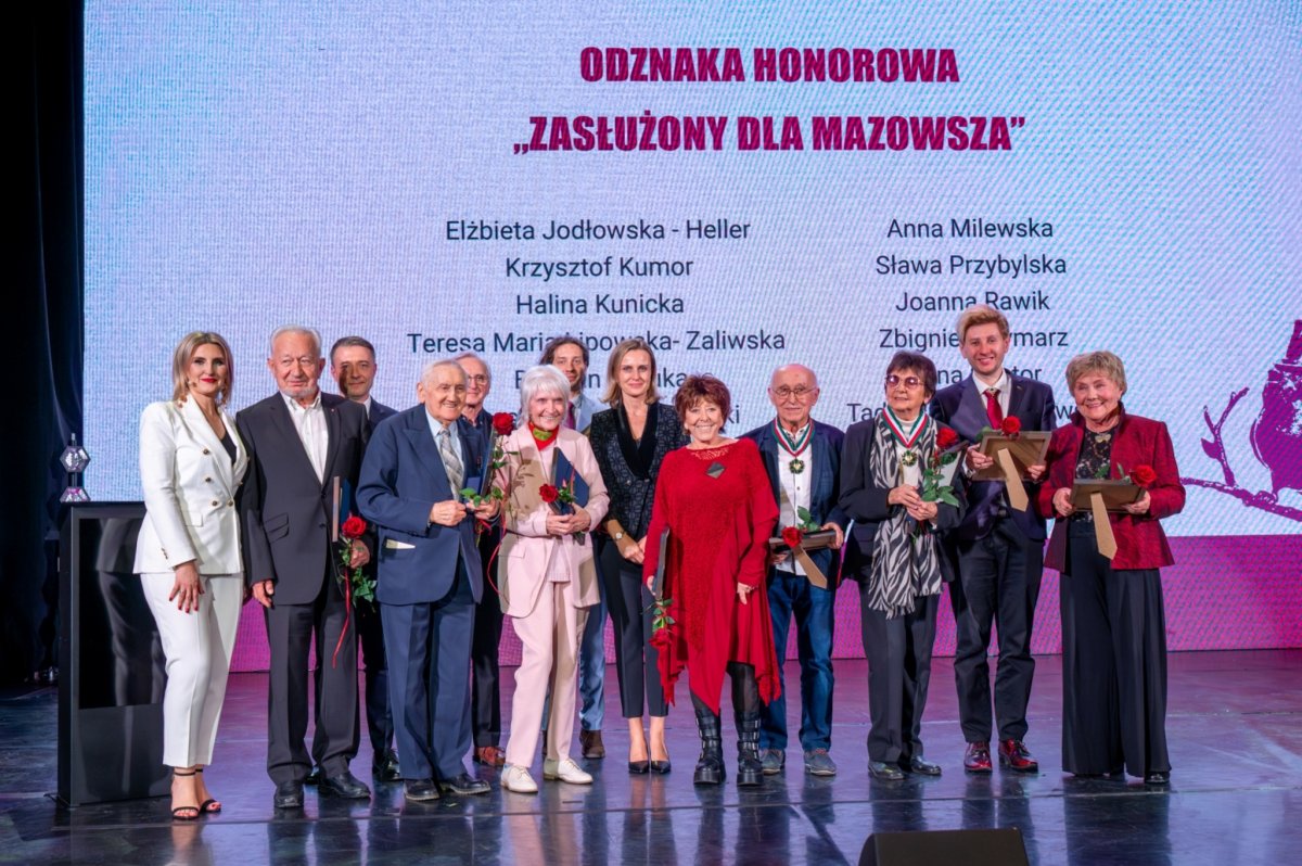 Znani artyści estrady uhonorowani