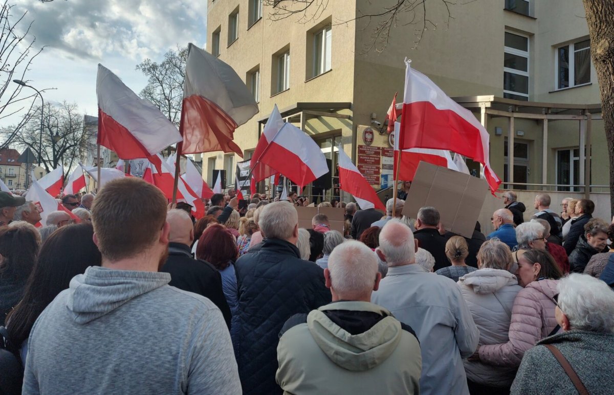 W Płocku odbyła się pikieta przeciwko powstaniu Centrum Integracji Cudzoziemców