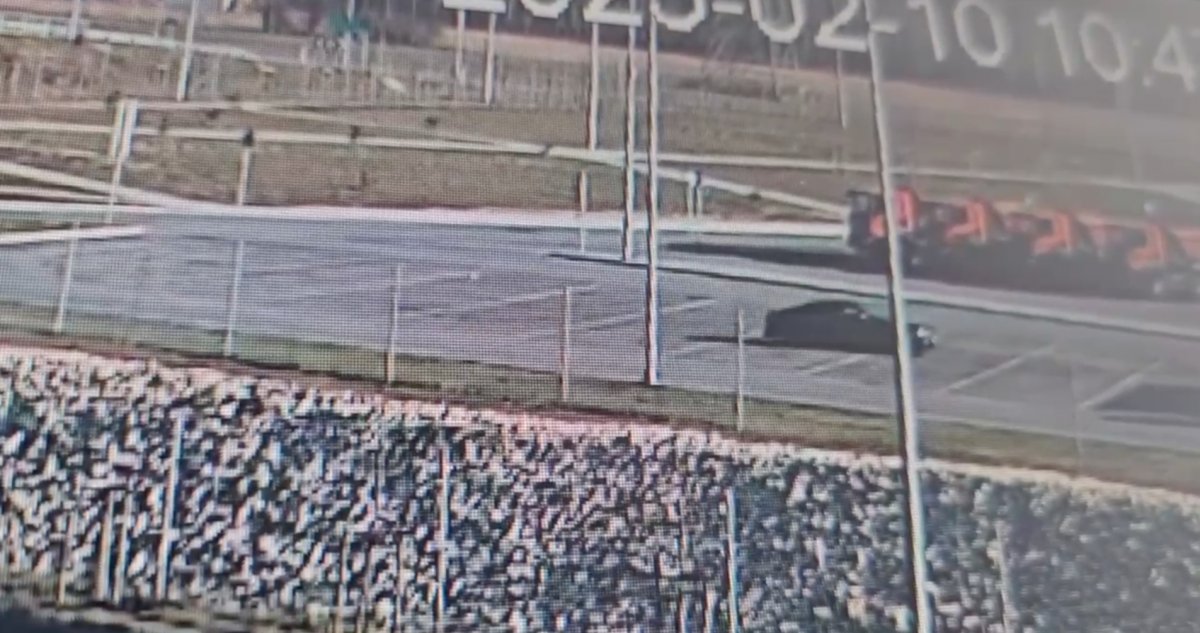 Driftował BMW bez prawa jazdy. Widzami byli… policjanci z drogówki