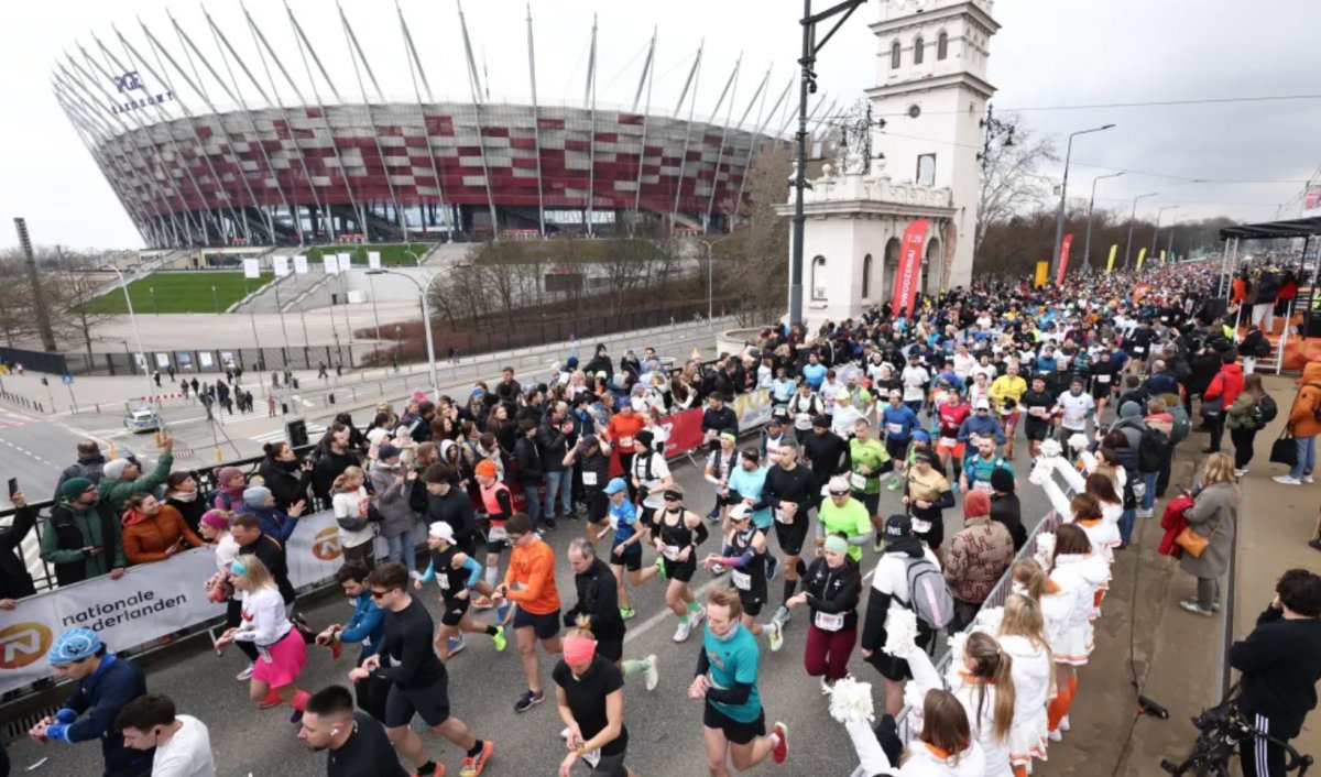 Utrudnienia na ulicach Warszawy z powodu Półmaratonu! Jakie zmiany czekają kierowców i pasażerów?