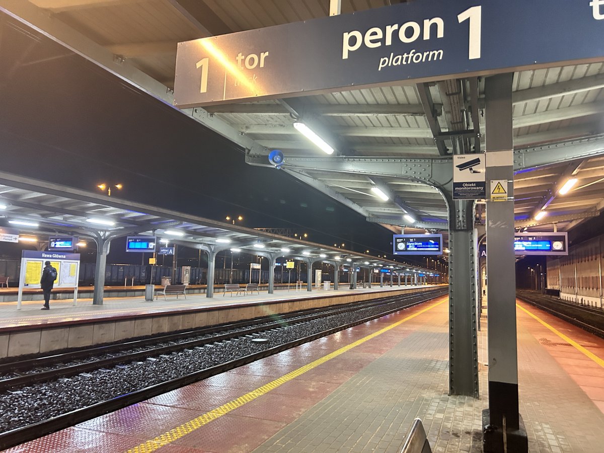 Zmiana czasu na letni: Jak PKP Intercity zapewnia płynność podróży w nocy z 29 na 30 marca?
