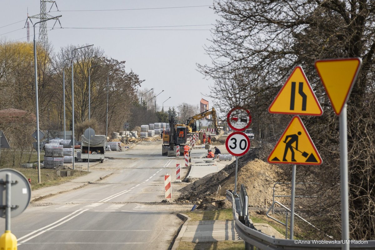 Trwają prace na Wolanowskiej. Będą zmiany w kursowaniu autobusów